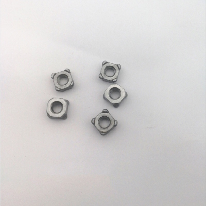 M4-M12 Grade 8.8 Zinc Plated Square Weld Nuts