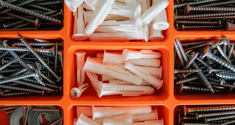 How To Use Screws To Fix Different Materials